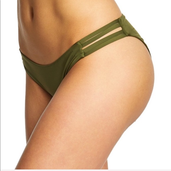 🌴🌼BILLABONG- COLOR SPELL BIKINI SET🌼🌴 - Picture 5 of 8